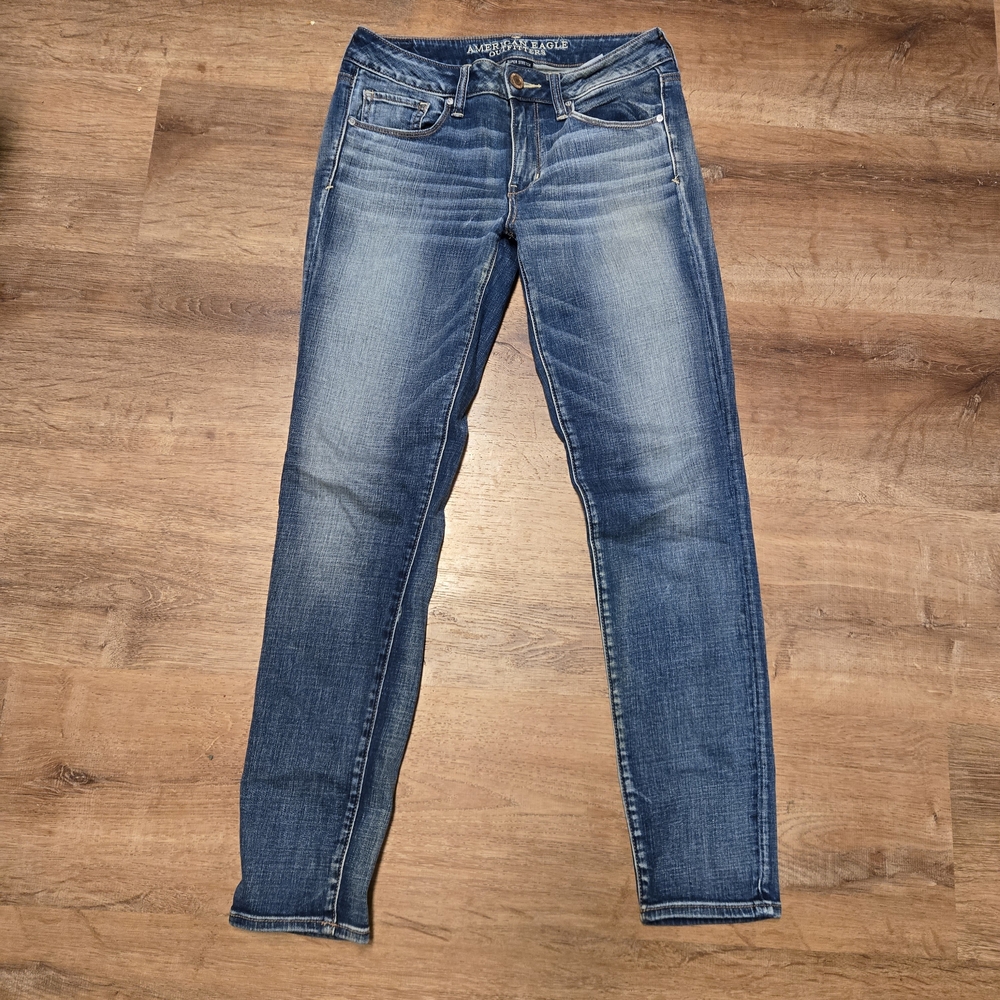 American Eagle Outfitters Women's Blue Jeans Super Stretch Skinny Size 6